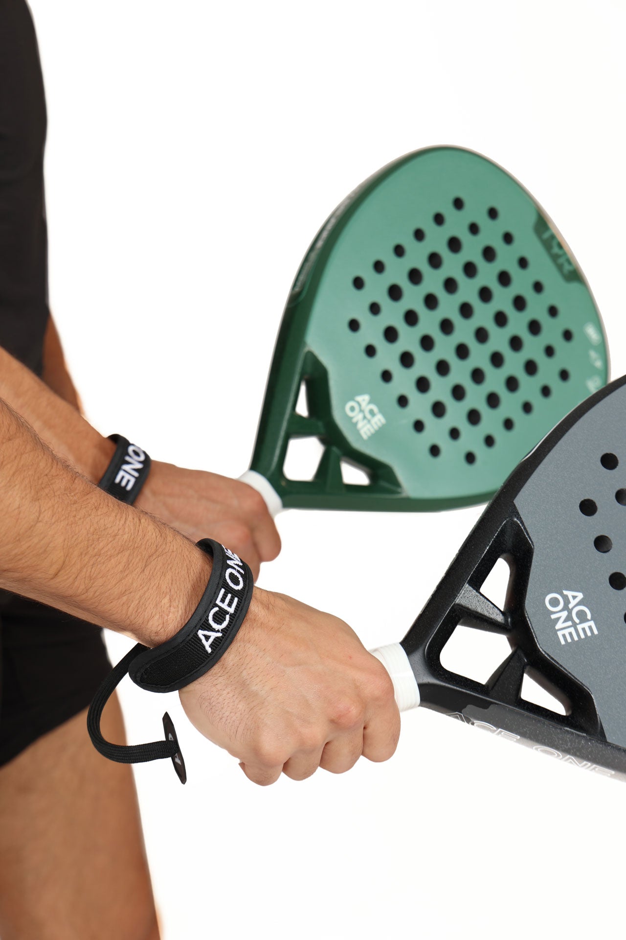 ACE ONE TŸR Grey Silver padel racket 3K carbon face close-up