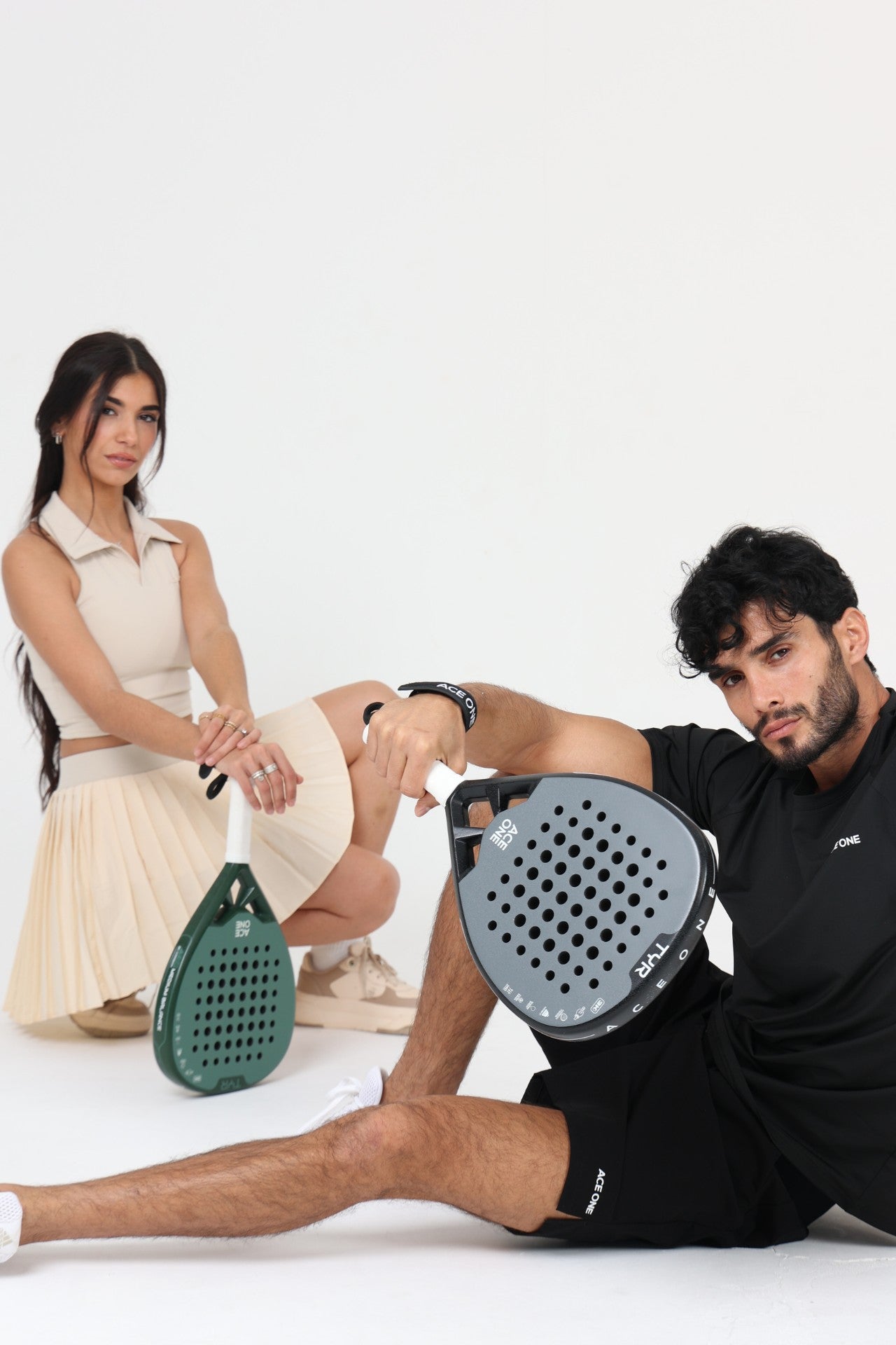 ACE ONE TŸR Grey Silver padel racket handle detail